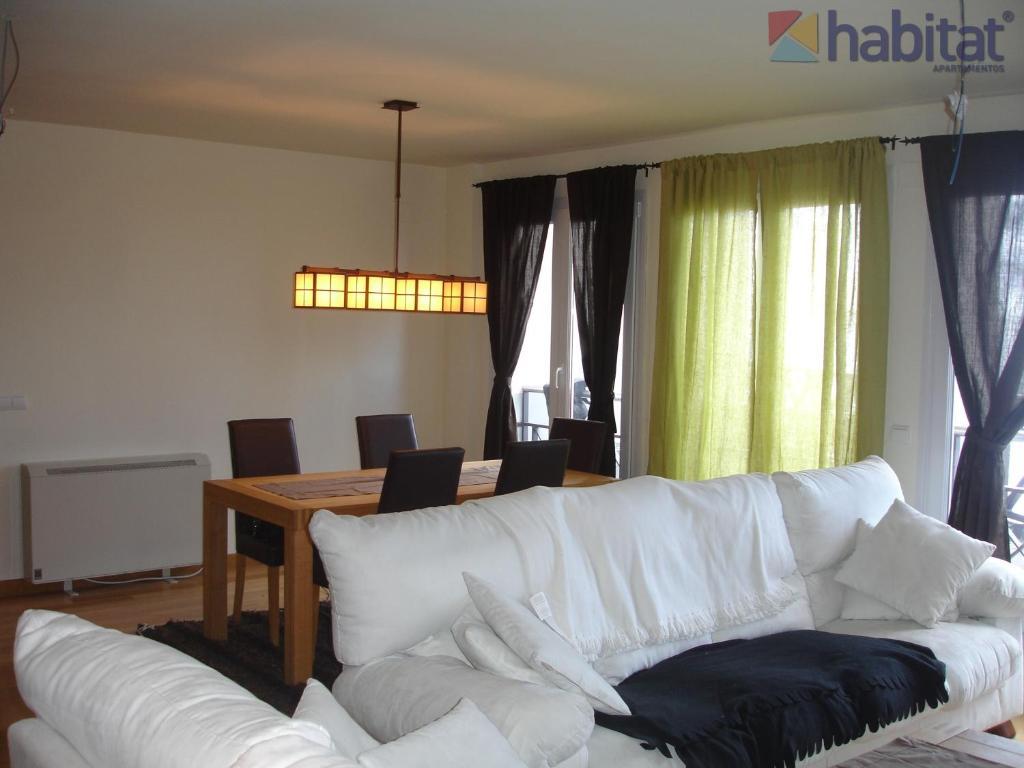 Apartamentos Habitat Zona Media Monachil Exteriör bild